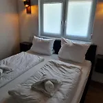 Haus Dema 別荘 *