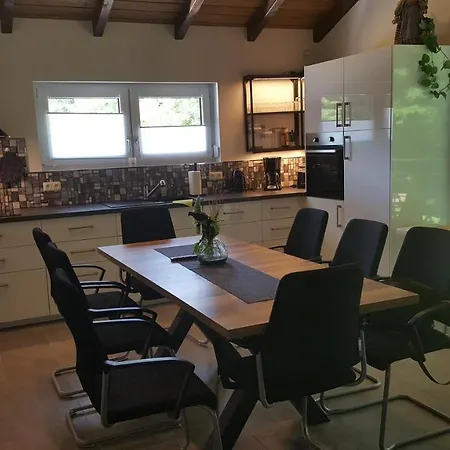 Haus Dema